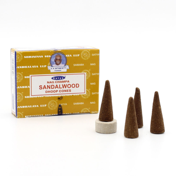 Satya<br>檀香塔香<br>Sandalwood Dhoop Cone<br>含香椎塔座<br>經典沉靜空間儀式香氛